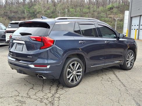 Used 2018 GMC Terrain Denali w/ Advanced Safety Package AWD/4WD image 6
