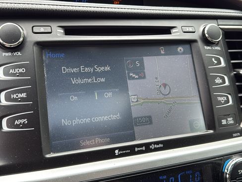 Used 2018 Toyota Highlander XLE AWD/4WD image 20