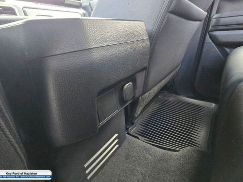 Used 2024 Toyota Tacoma SR RWD image 39