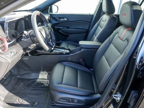 New 2026 Chevrolet Trax RS w/ Sunroof Package image 12