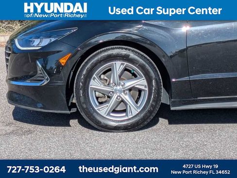 Used 2022 Hyundai Sonata SE w/ Cargo Package image 10