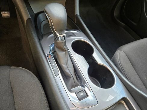 Used 2024 Chevrolet Malibu LS FWD image 27