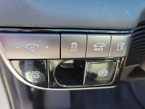 New 2026 Hyundai Ioniq 5 SEL image 22