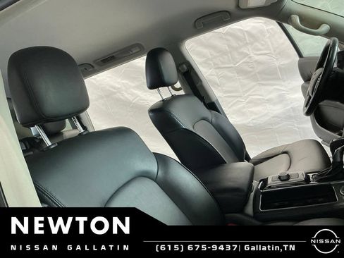 Used 2021 Nissan Armada SV RWD image 14