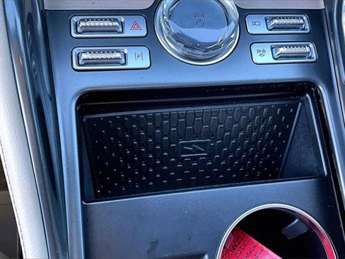 Used 2024 Lincoln Nautilus Reserve image 21