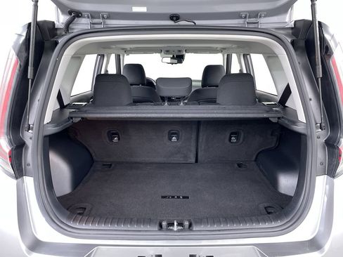 Used 2023 Kia Soul EX image 23