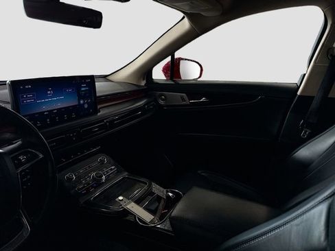 Used 2021 Lincoln Nautilus Reserve w/ Equipment Group 202A image 25