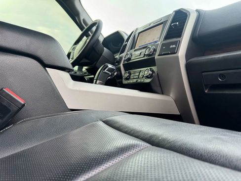 Used 2019 Ford F150 Lariat w/ Equipment Group 501A Mid image 15