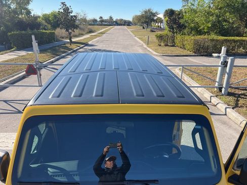 Used 2020 Jeep Wrangler Unlimited Rubicon image 40