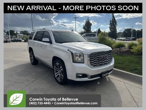 Used 2018 GMC Yukon Denali w/ Denali Ultimate Package AWD/4WD image 1