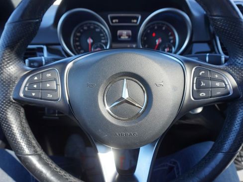 Used 2018 Mercedes-Benz GLE 350 4MATIC image 35