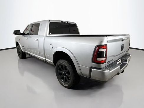 Used 2022 RAM 3500 Laramie AWD/4WD image 5