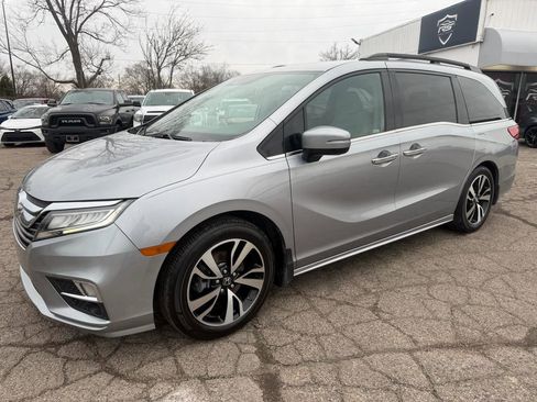 Used 2020 Honda Odyssey Elite image 2
