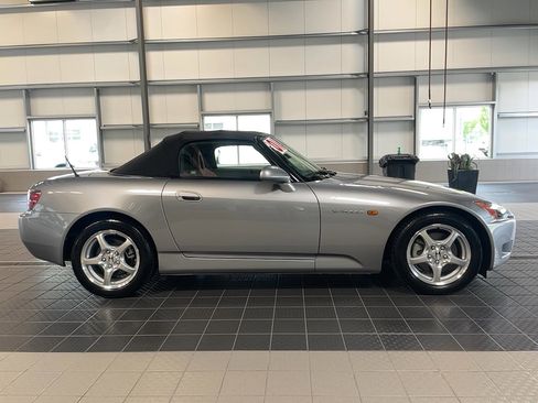 Used 2001 Honda S2000 image 28