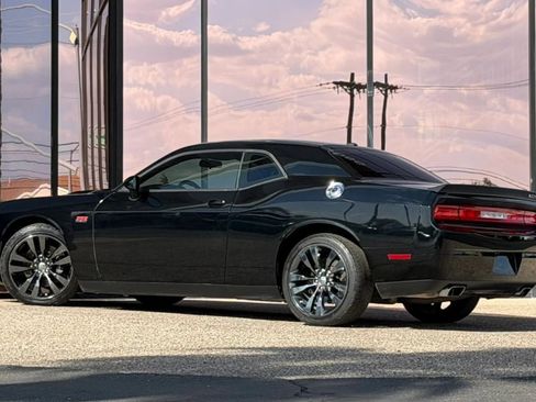 Used 2014 Dodge Challenger SRT8 Core w/ Electronics Convenience Group RWD image 9