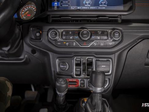 Used 2024 Jeep Wrangler Unlimited Rubicon 392 AWD/4WD image 10