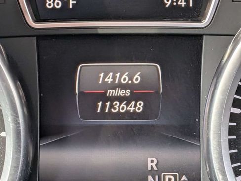 Used 2015 Mercedes-Benz GL 450 4MATIC image 32