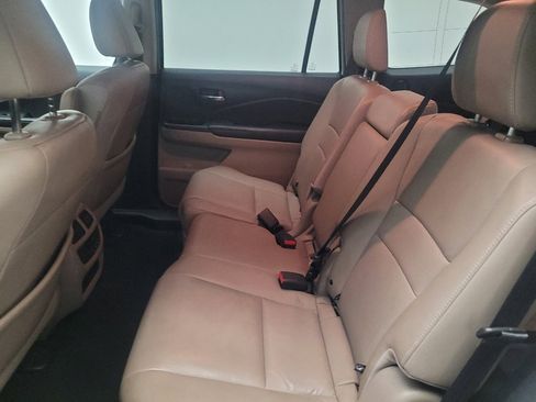 Used 2018 Honda Pilot EX-L image 18
