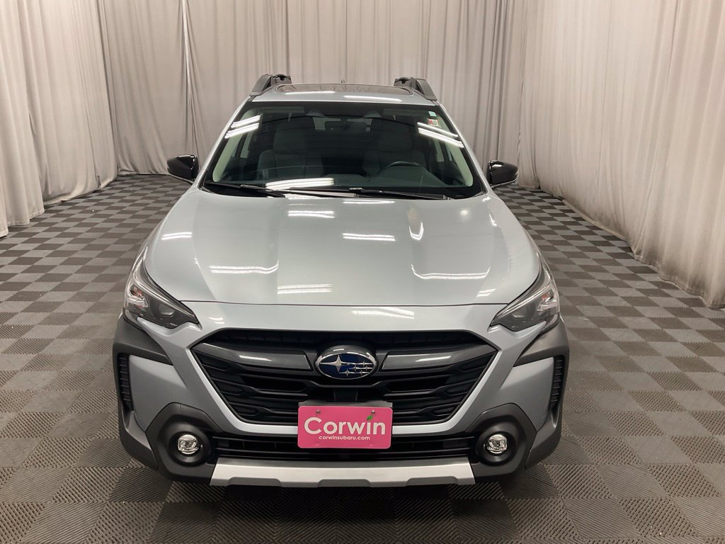 Used 2024 Subaru Outback Limited AWD/4WD image 2