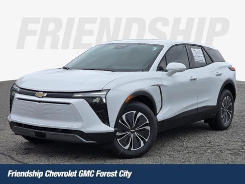 New 2025 Chevrolet Blazer EV LT AWD/4WD image 1