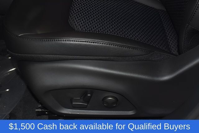 New 2026 Jeep Compass Latitude w/ Sun and Sound Group AWD/4WD image 14