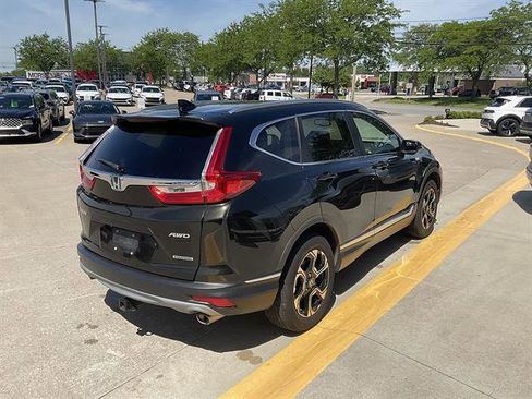 Used 2019 Honda CR-V Touring image 3
