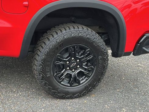 New 2026 Chevrolet Silverado 1500 ZR2 AWD/4WD image 9