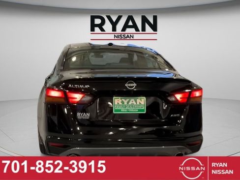 New 2026 Nissan Altima 2.5 SV w/ SV Special Edition Package AWD/4WD image 4