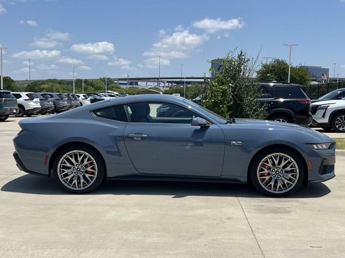 Used 2024 Ford Mustang GT Premium RWD image 4