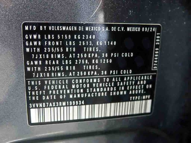 Used 2024 Volkswagen Tiguan SE FWD image 35