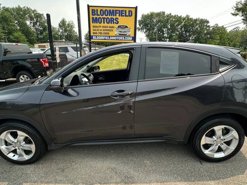 Used 2016 Honda HR-V EX image 8