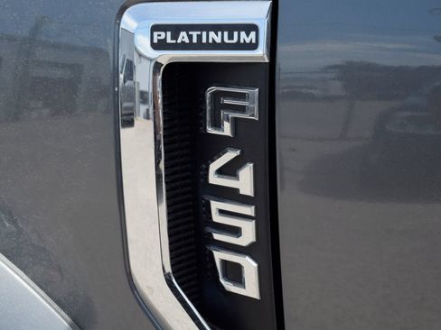 Used 2022 Ford F450 Platinum w/ FX4 Off-Road Package AWD/4WD image 17