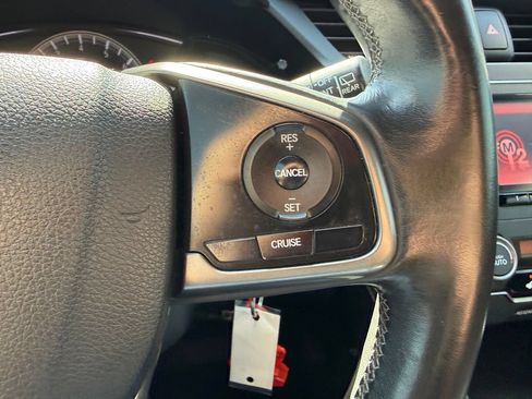 Used 2017 Honda Civic Sport image 14