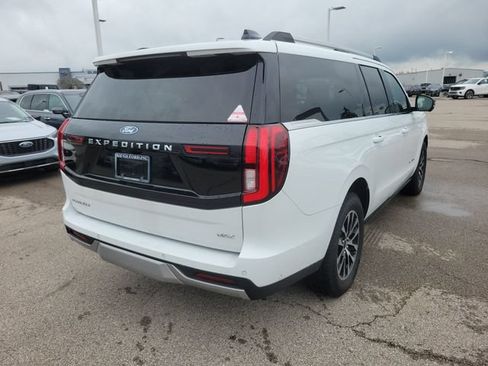 Certified 2025 Ford Expedition Max Platinum AWD/4WD image 5