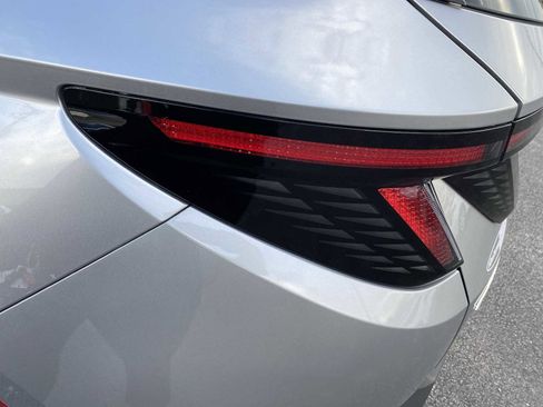 Certified 2024 Hyundai Tucson Limited image 11