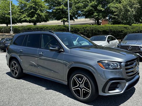 Certified 2024 Mercedes-Benz GLS 450 4MATIC image 2