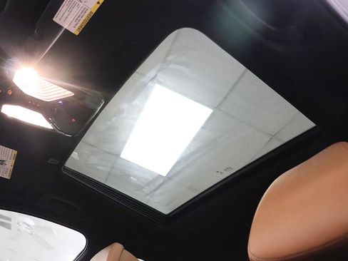 Used 2019 BMW 540i w/ Premium Package image 50