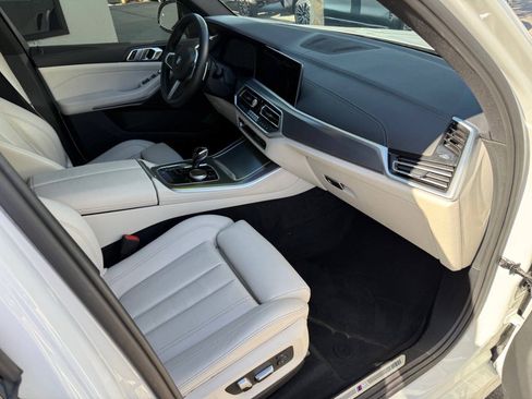Used 2022 BMW X5 sDrive40i w/ M Sport Package RWD image 27