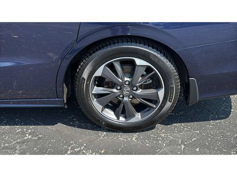 Used 2021 Honda Odyssey Elite image 13