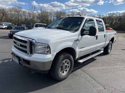 Used 2005 Ford F250 XLT AWD/4WD image 4