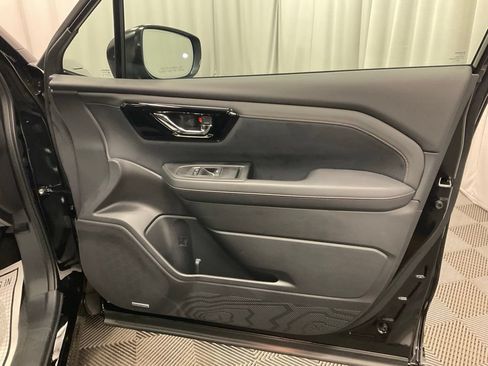 New 2026 Subaru Forester Sport w/ Onyx Edition AWD/4WD image 27