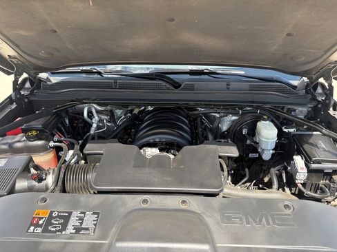 Used 2015 GMC Yukon Denali w/ Enhanced Security Package AWD/4WD image 22