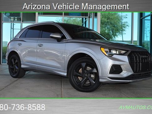 Used 2020 Audi Q3 2.0T Premium AWD/4WD image 2