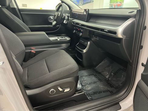 New 2026 Hyundai Ioniq 9 SE AWD/4WD image 21