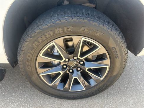 Used 2022 Chevrolet Tahoe Z71 AWD/4WD image 9