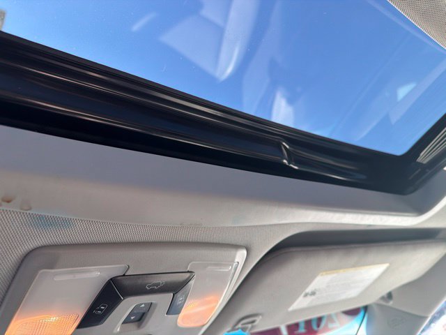 Used 2017 Toyota Sienna XLE AWD/4WD image 8