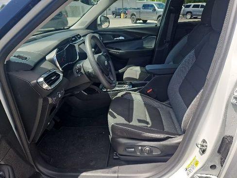 Used 2022 Chevrolet TrailBlazer LT w/ Driver Confidence Package FWD image 15