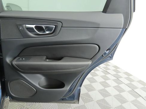 Used 2023 Volvo XC60 B5 Ultimate w/ Climate Package image 27