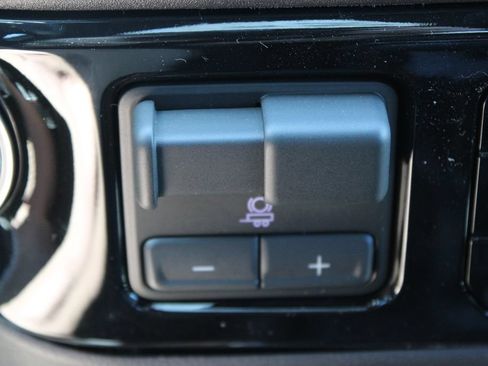 New 2026 Chevrolet Silverado 1500 ZR2 AWD/4WD image 44