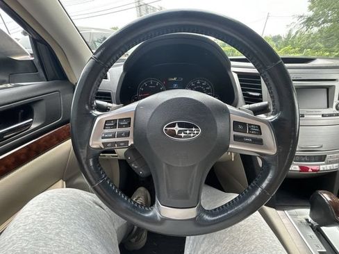 Used 2013 Subaru Legacy 3.6R Limited AWD/4WD image 14
